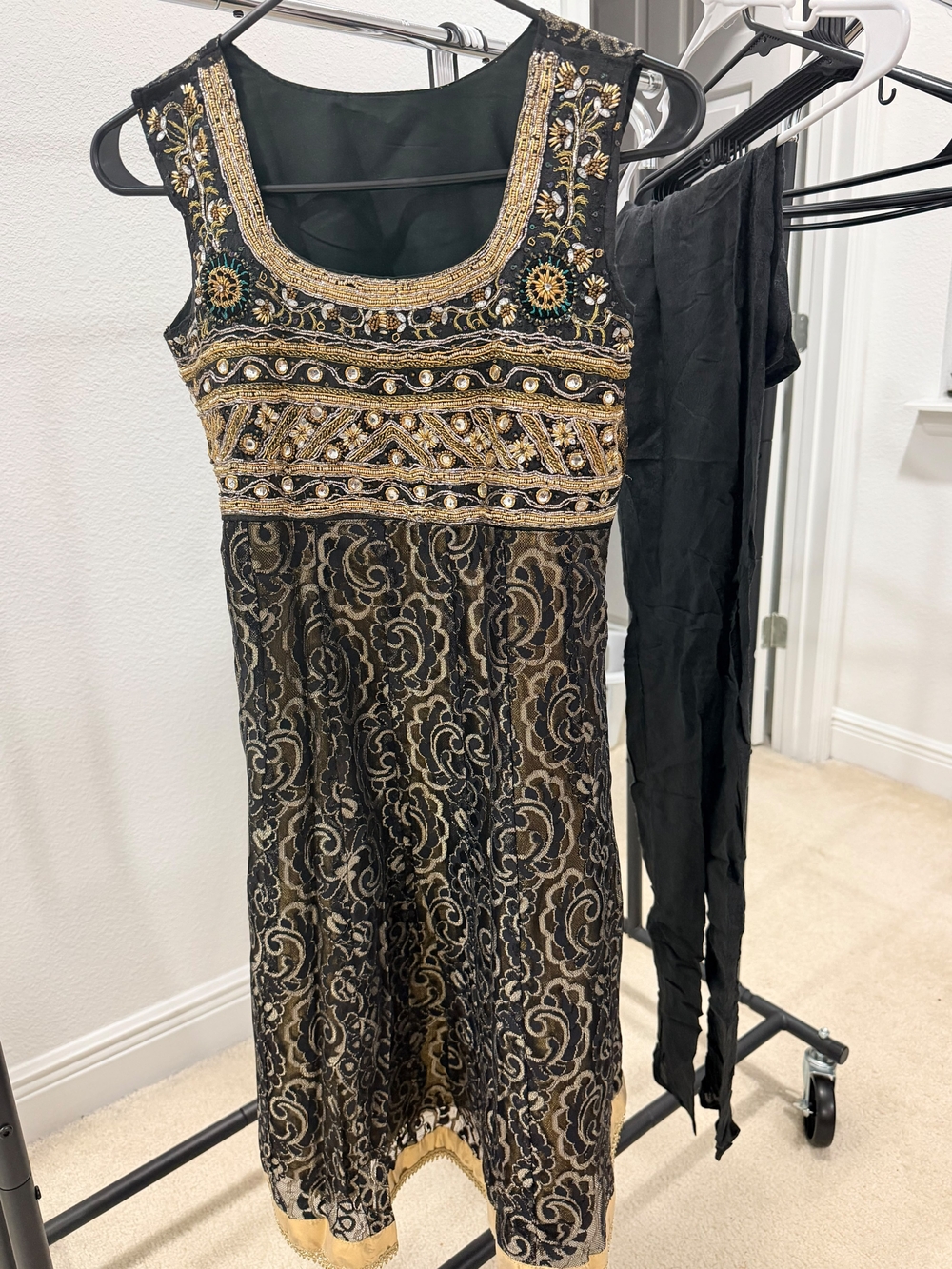 Black & Gold Anarkali Indian Suit – 36